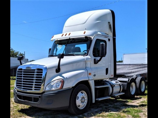 2016 Freightliner Cascadia