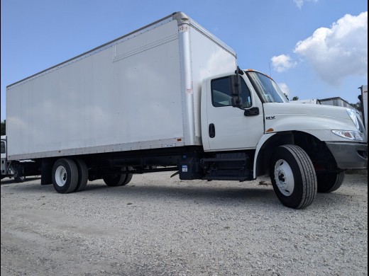 2021 International Mv 26ft Box Truck