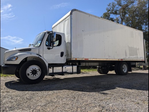 2018 Freightliner Freightliner M2-106