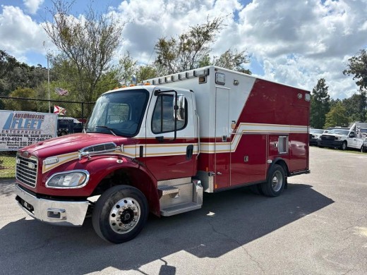 2014 Freightliner M2