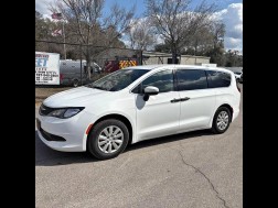 2021 Chrysler Voyager